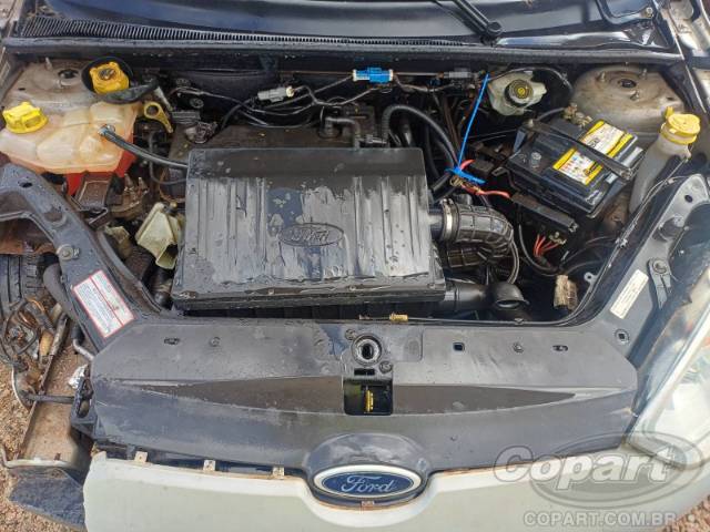 2011 FORD FIESTA SEDAN 