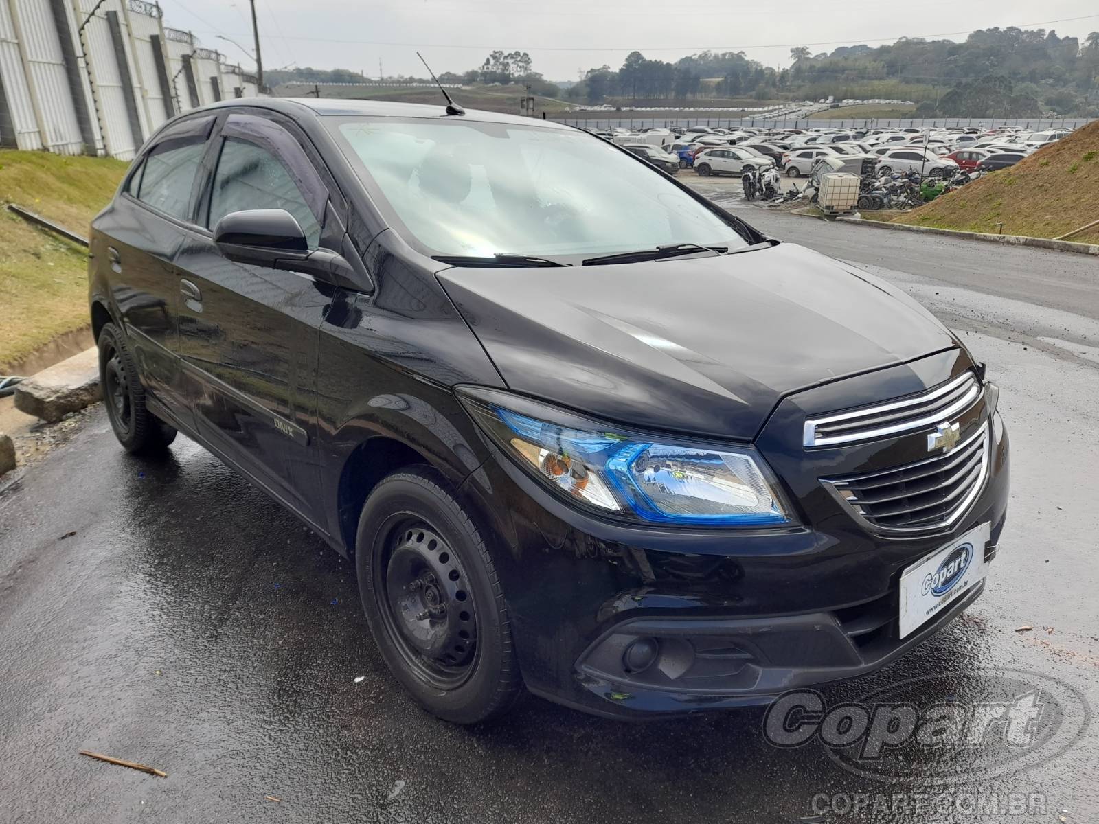 2013 CHEVROLET ONIX LT 1.4 SPE FLEXIVEL ALCOOL/GASOLINA