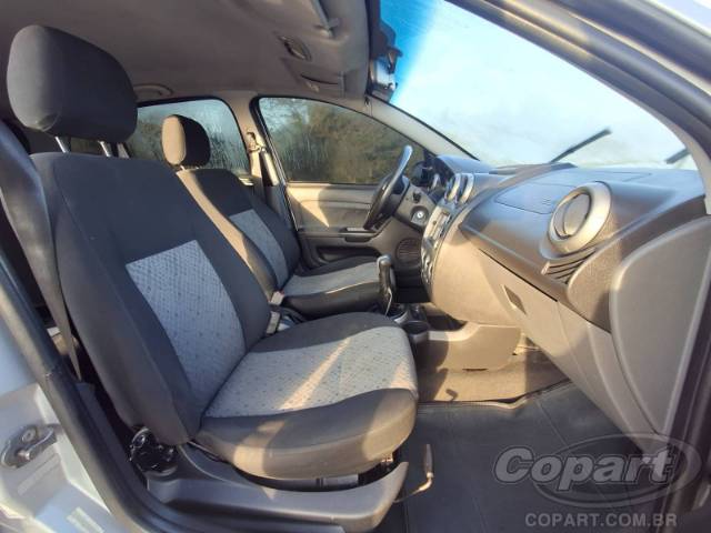 2013 FORD FIESTA 
