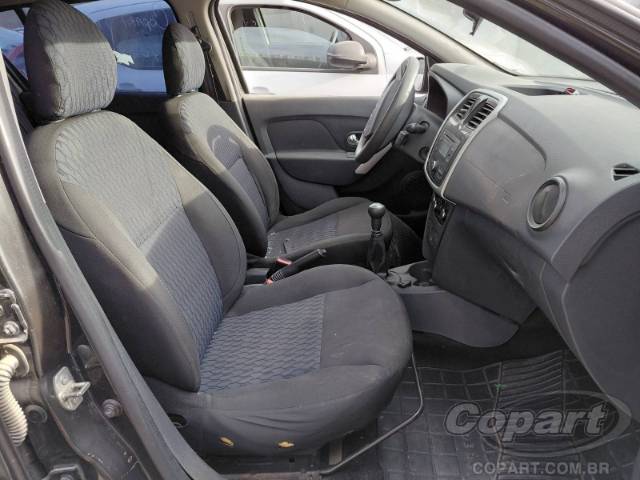 2015 RENAULT SANDERO 