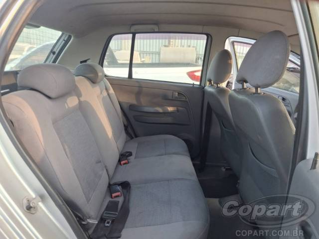 2009 VOLKSWAGEN FOX 
