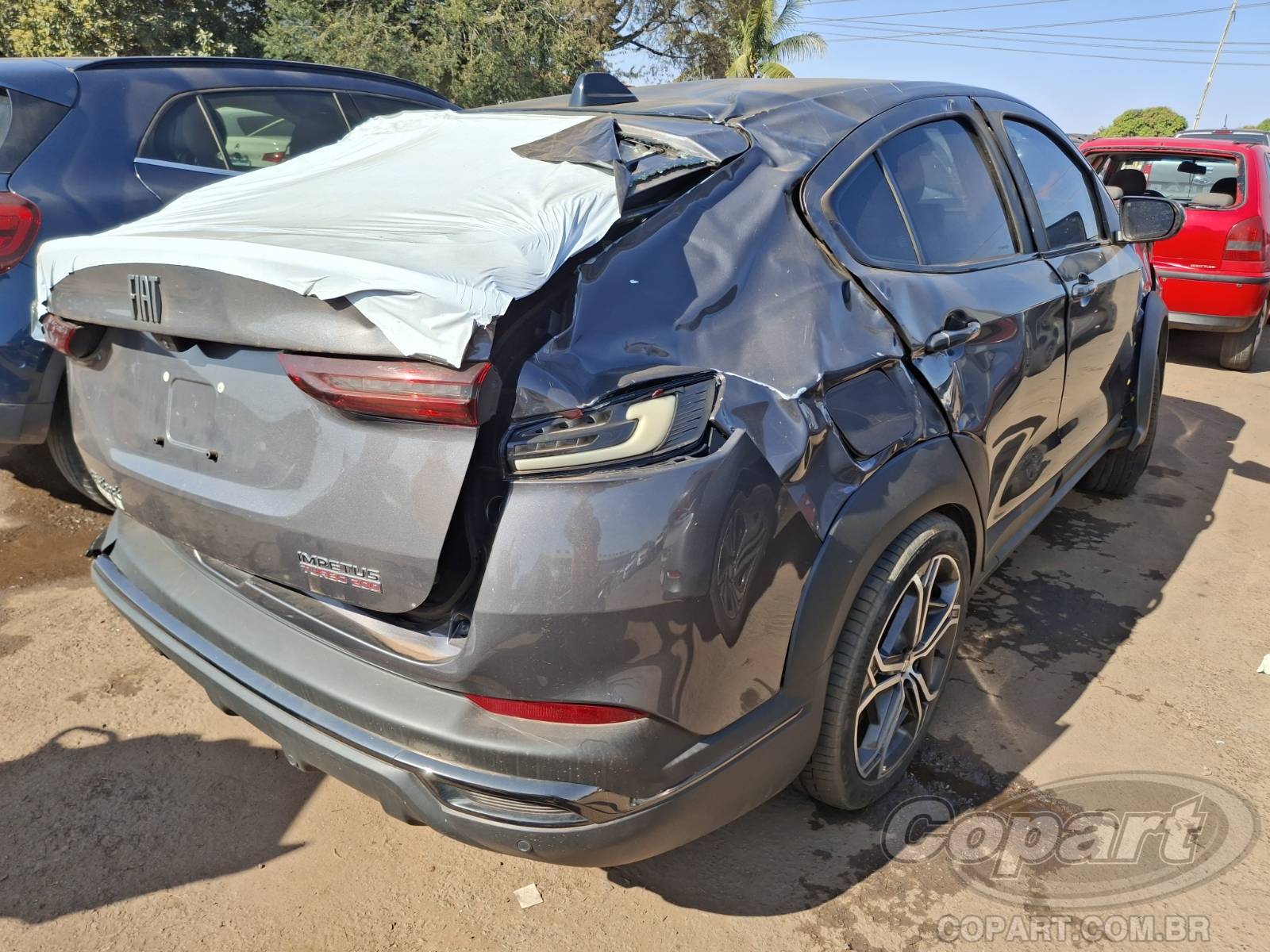 Foto 4: 2025 FIAT FASTBACK