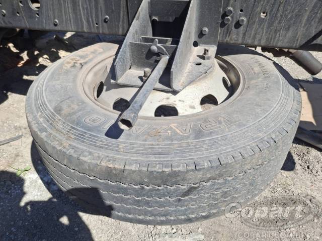 2013 VOLKSWAGEN CONSTELLATION 