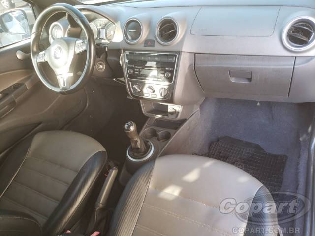 2015 VOLKSWAGEN SAVEIRO CD 