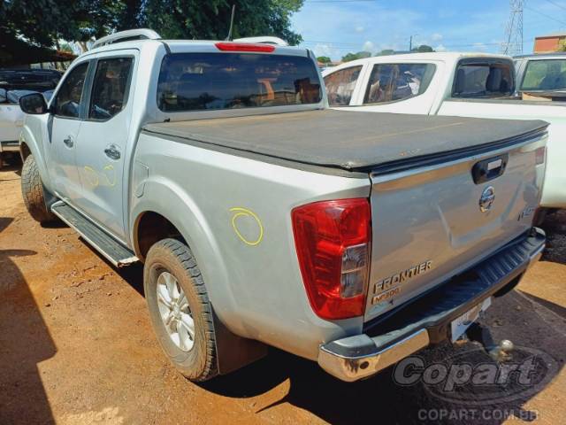 2017 NISSAN FRONTIER CD 