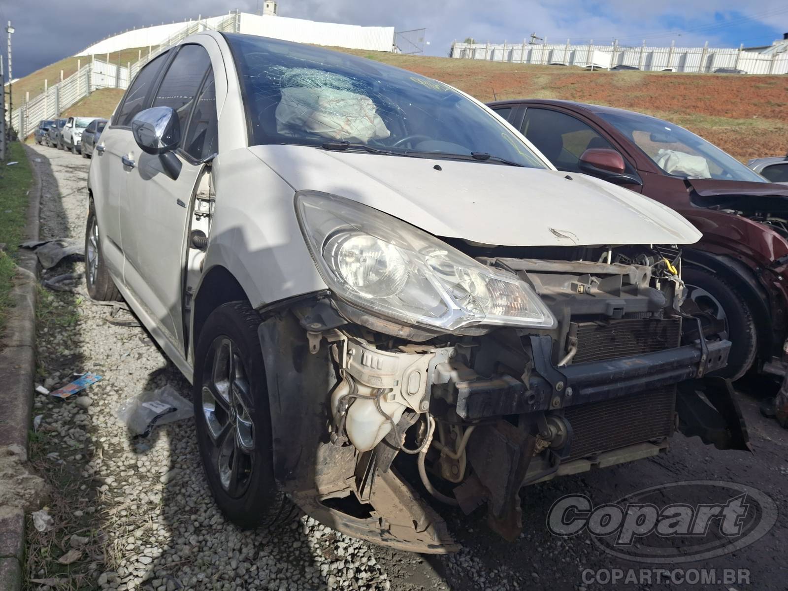 Veículo Peugeot C3 CITROEN C3 Exclusive 1.6 16V VVT 2013 2013 em leilão