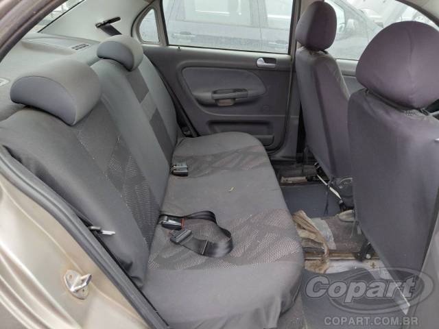 2012 VOLKSWAGEN VOYAGE 