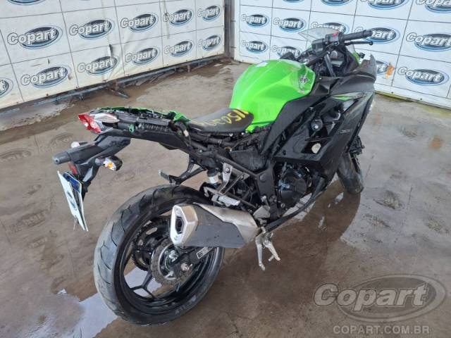 2023 KAWASAKI NINJA 300 