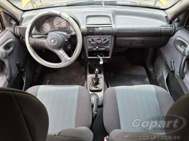 2002 CHEVROLET CORSA 