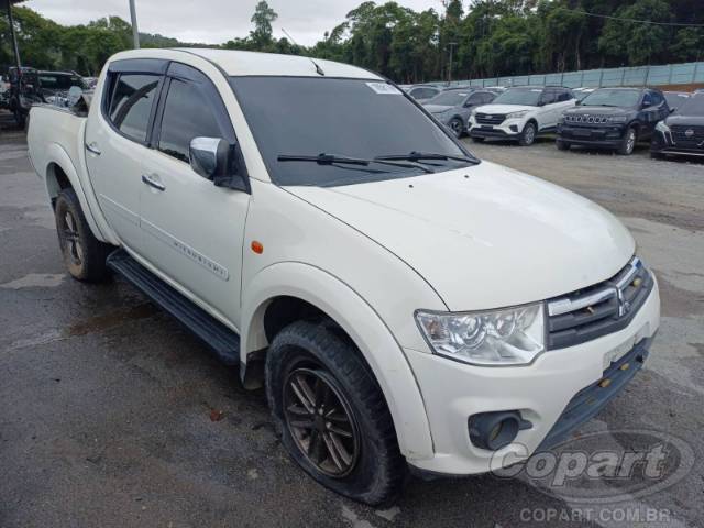 2010 MITSUBISHI L200 TRITON 