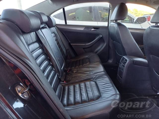 2011 VOLKSWAGEN JETTA 