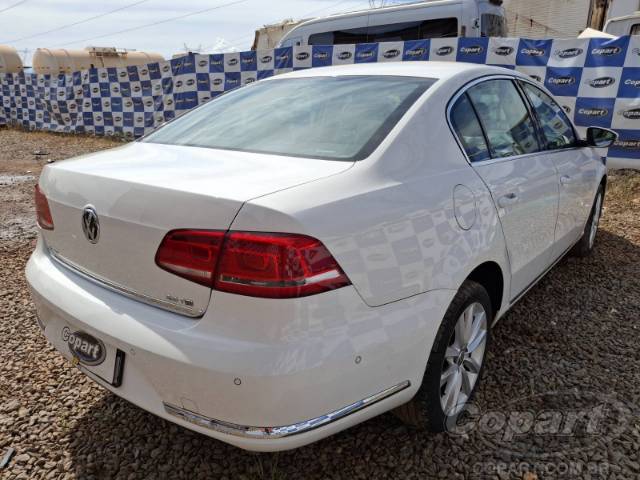 2014 VOLKSWAGEN PASSAT 