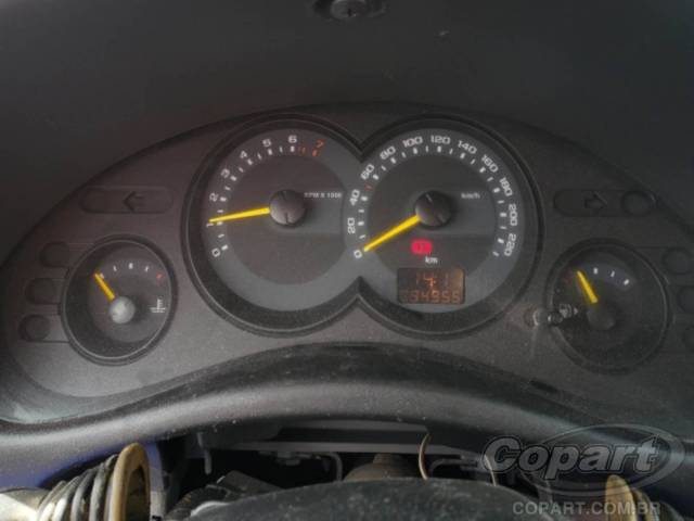 2011 CHEVROLET CLASSIC 