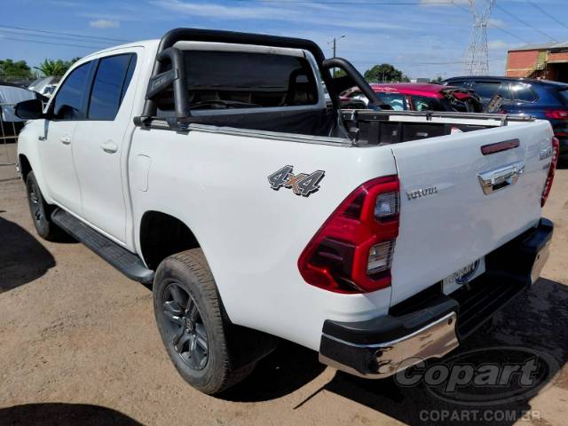 2024 TOYOTA HILUX CD 