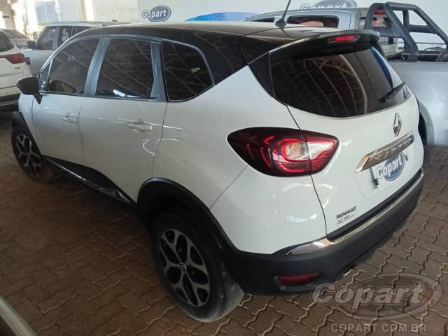 2021 RENAULT CAPTUR 