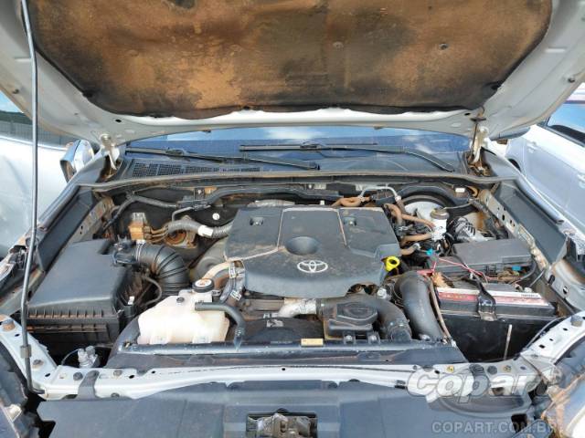 2021 TOYOTA HILUX CD 