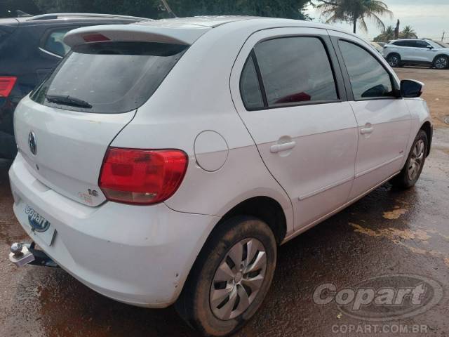 2013 VOLKSWAGEN GOL 
