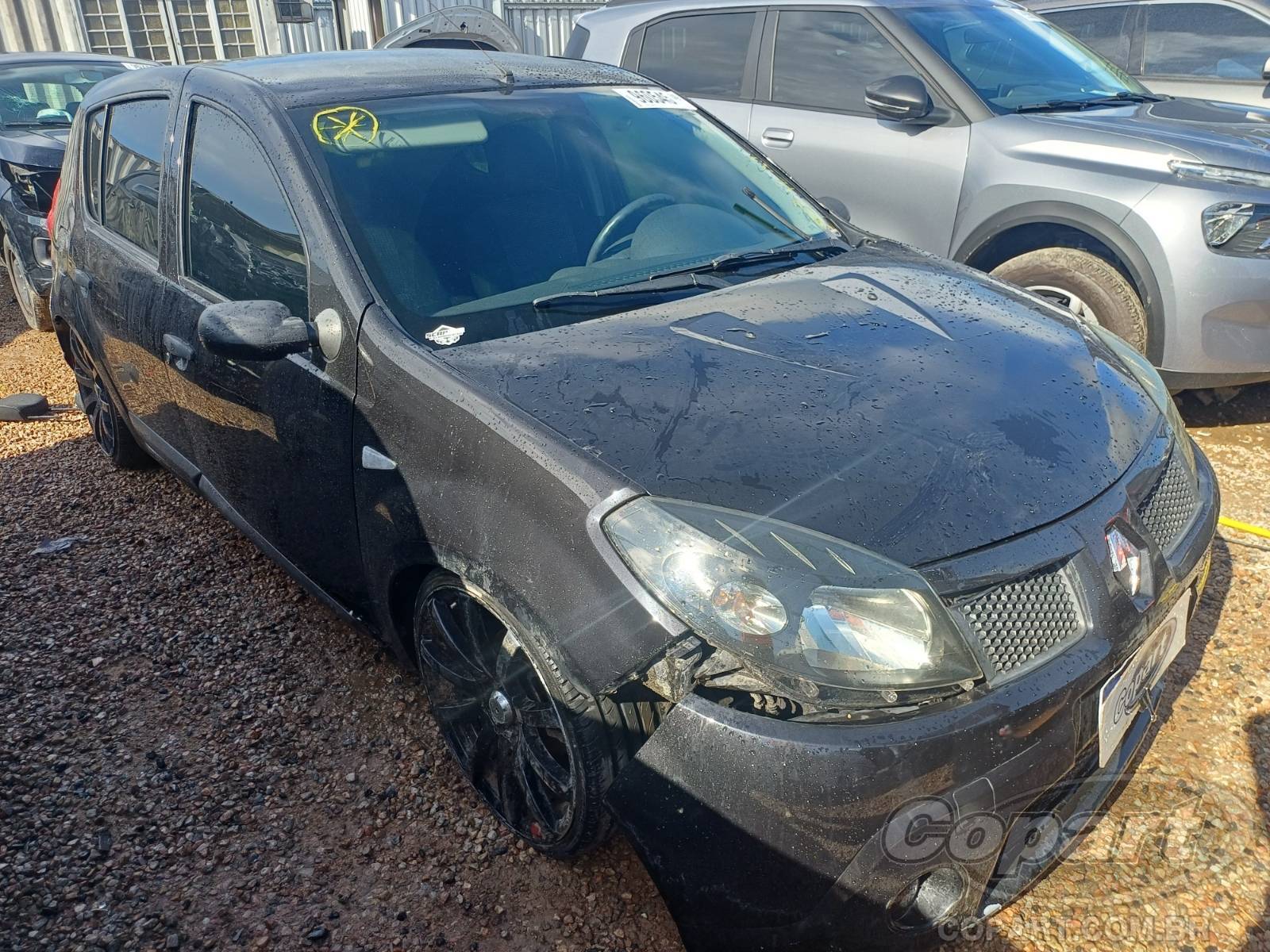 Renault Sandero Expression 1.6 Hi-Flex 2008 Colisão Média Monta