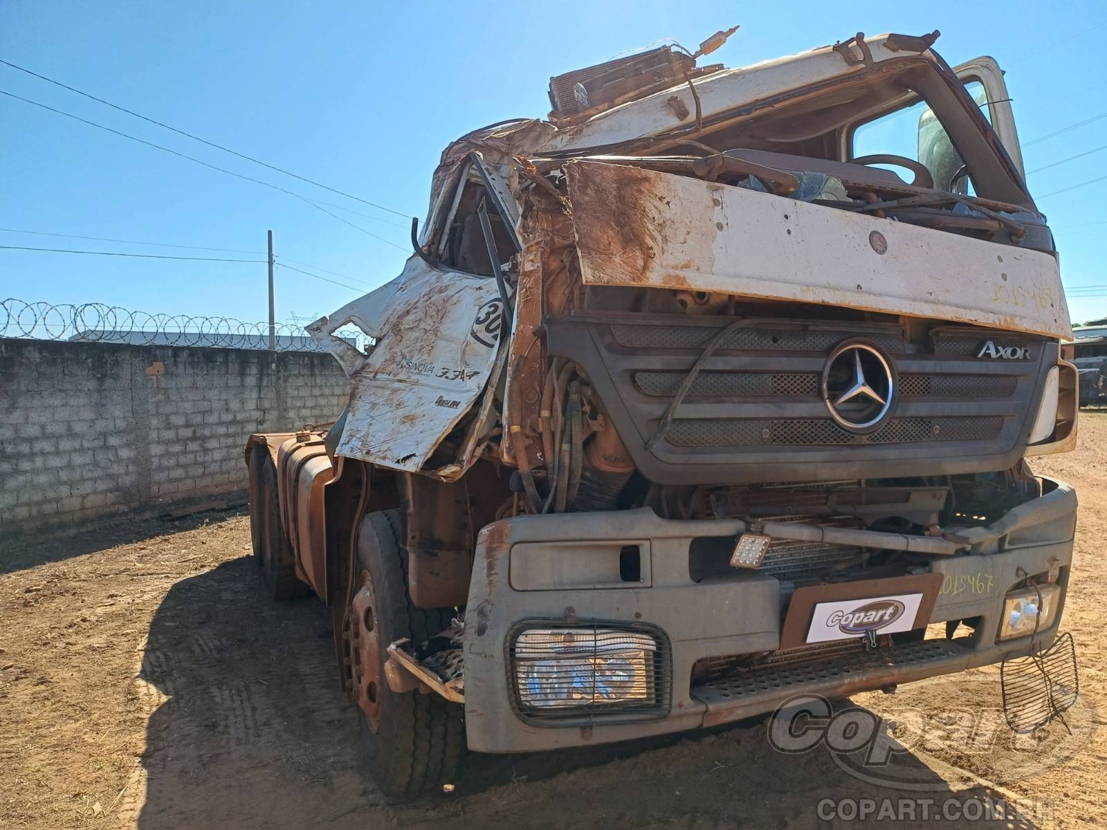 Veículo MERCEDES-BENZ Axor 2011 MERCEDES BENZ AXOR 2011 em leilão