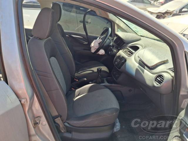 2013 FIAT PUNTO 