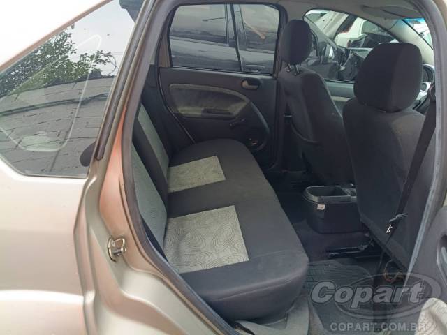 2009 FORD FIESTA SEDAN 