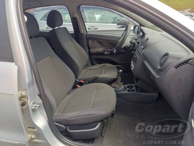 2013 VOLKSWAGEN GOL 