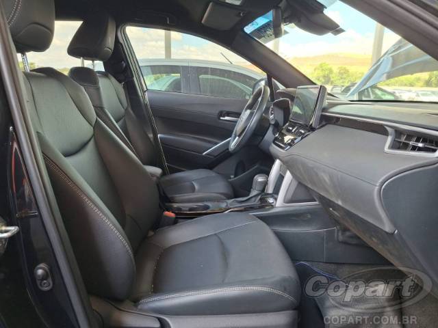 2024 TOYOTA COROLLA CROSS 