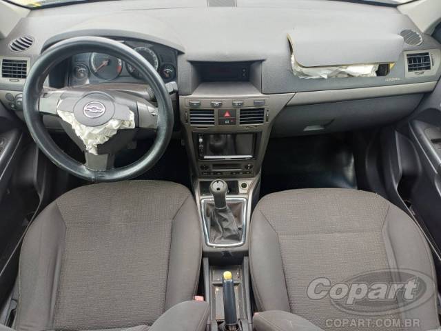 2011 CHEVROLET VECTRA 