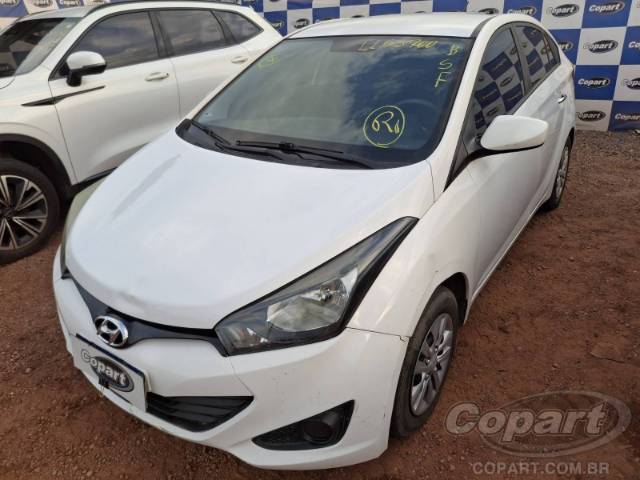 2014 HYUNDAI HB20S 