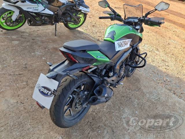 2025 BAJAJ DOMINAR 