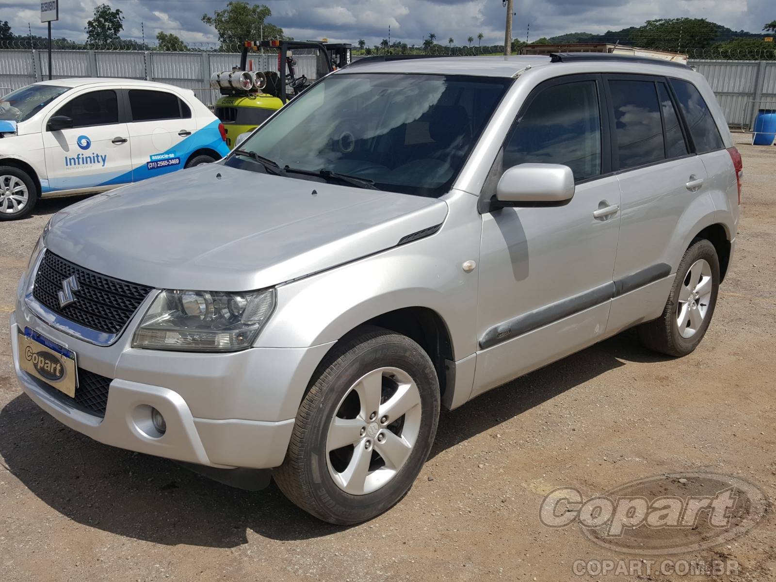 Suzuki grand vitara 2011