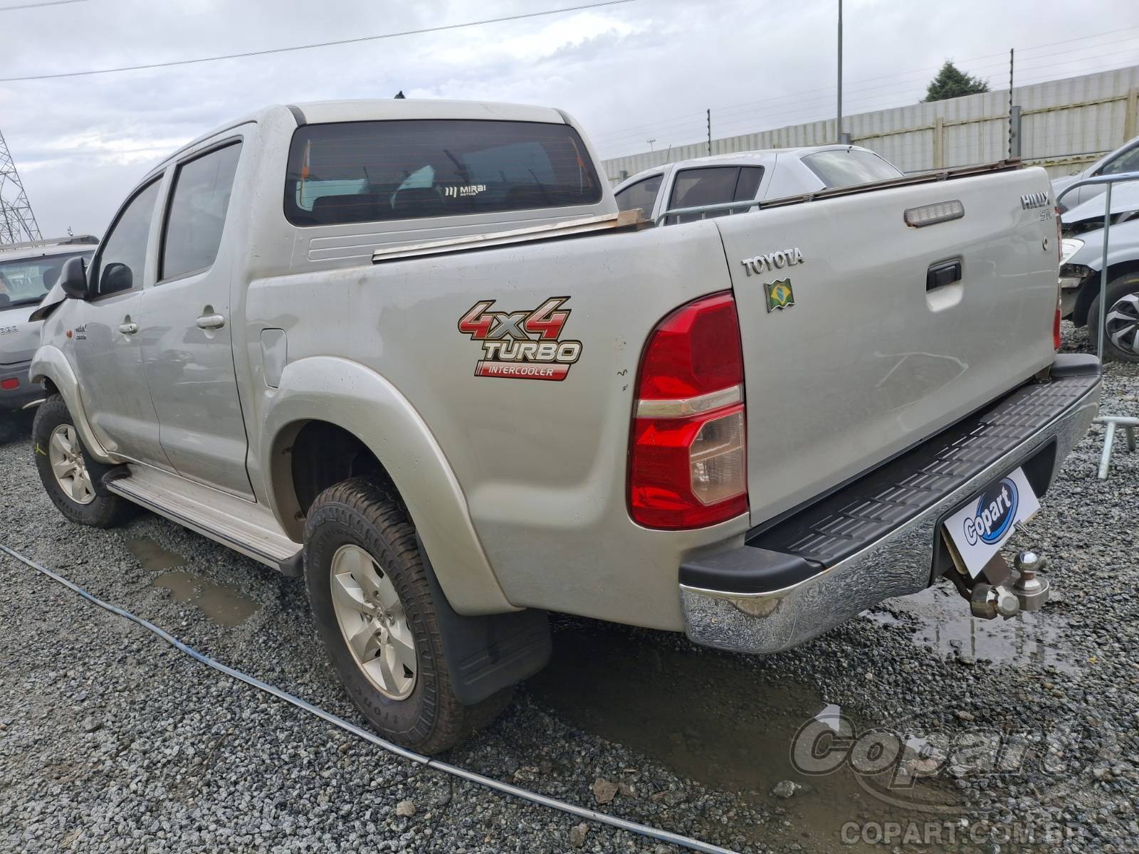 2013 TOYOTA HILUX CD — foto 3 de 15
