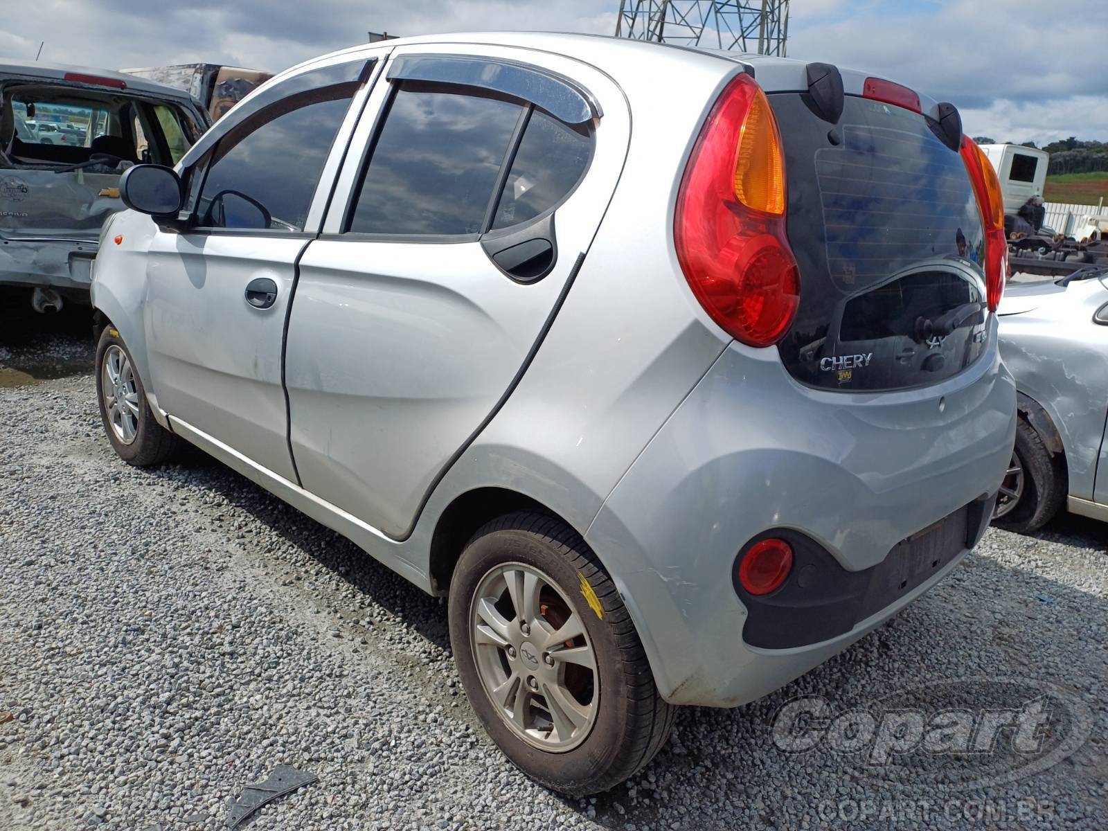 Foto 3: 2020 CHERY QQ