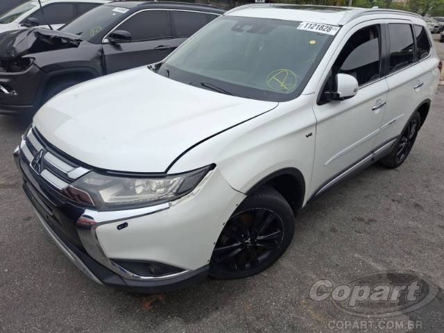 2020 MITSUBISHI OUTLANDER 