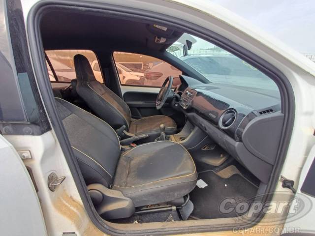 2017 VOLKSWAGEN UP 