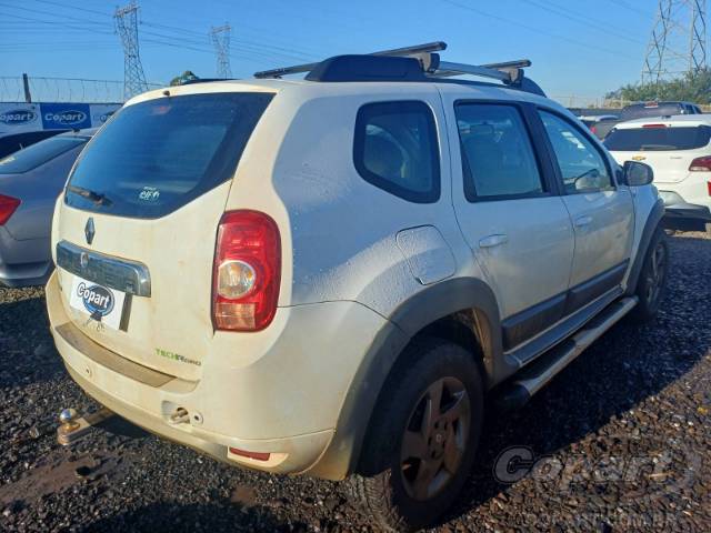 2014 RENAULT DUSTER 