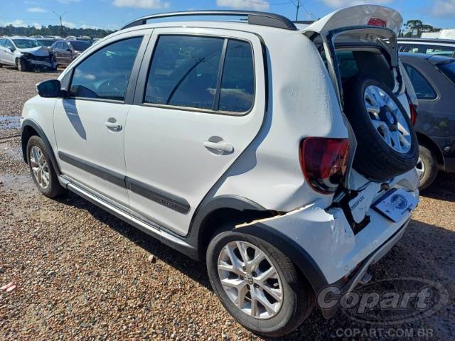 2014 VOLKSWAGEN FOX 