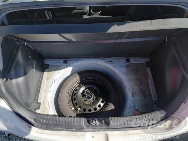 2015 HYUNDAI HB20 