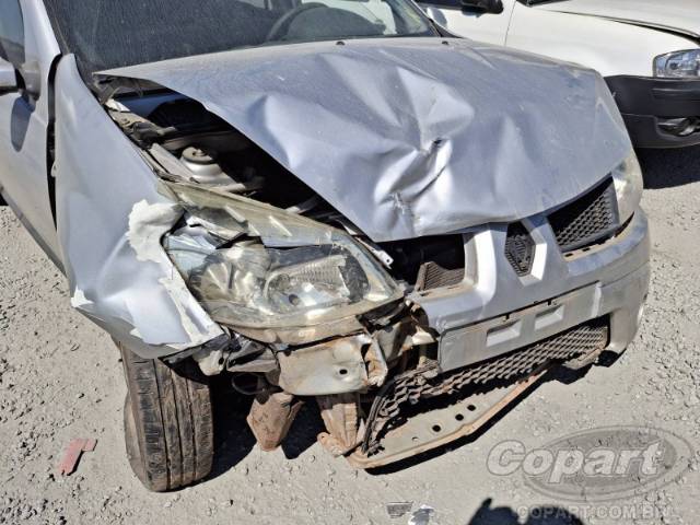 2011 RENAULT SANDERO 