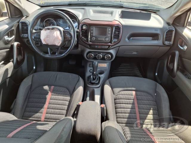 2017 FIAT TORO 