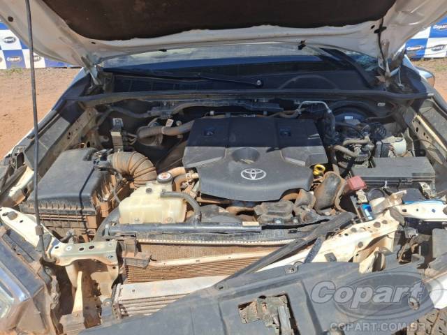 2022 TOYOTA HILUX CD 
