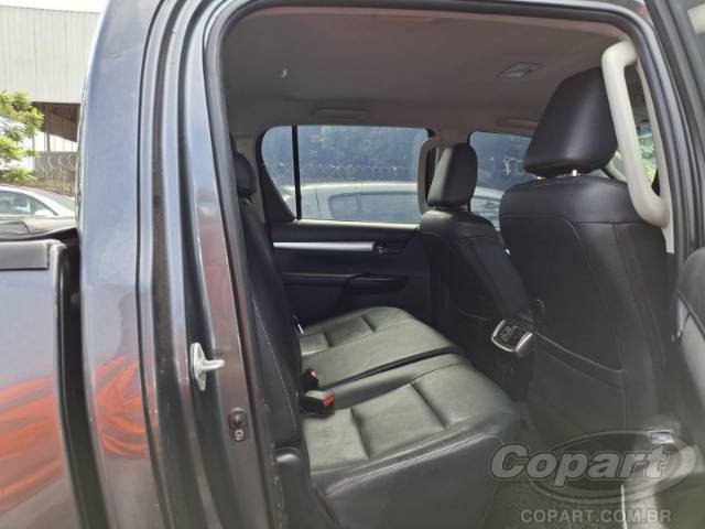 2017 TOYOTA HILUX CD 