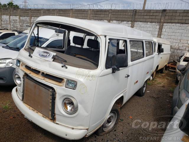 2012 VOLKSWAGEN KOMBI 