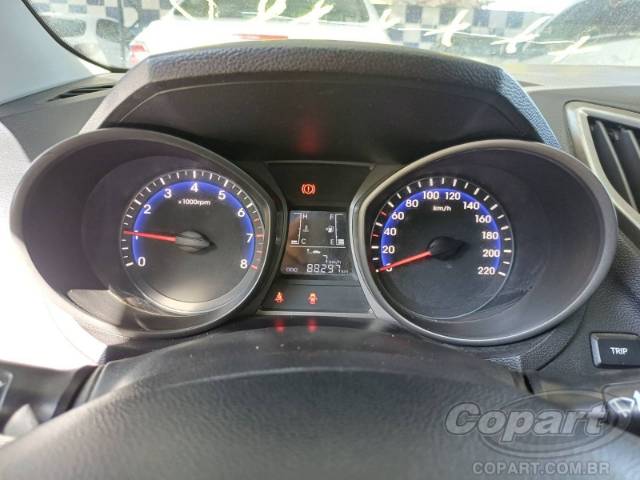 2015 HYUNDAI HB20 