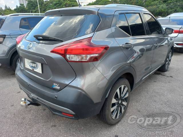 2018 NISSAN KICKS 