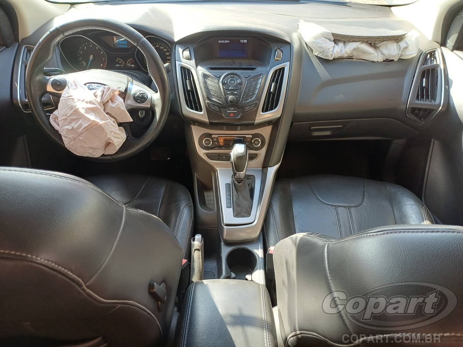 2015 FORD FOCUS SEDAN — foto 9 de 10