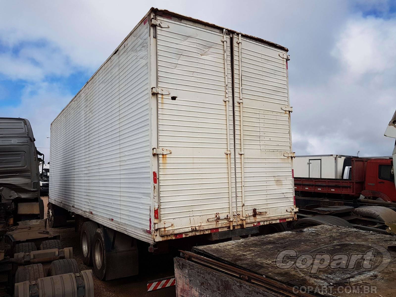 Foto 3: 2011 FORD CARGO 2422E