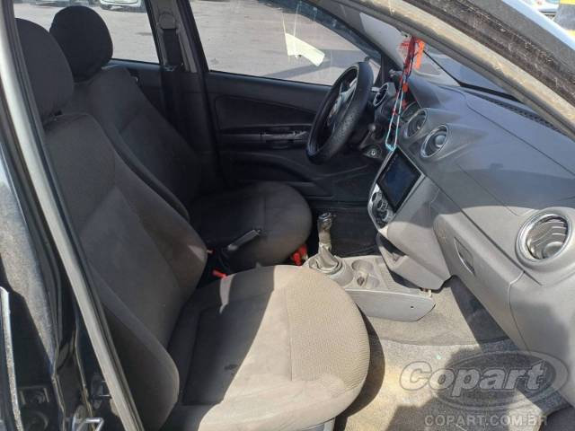 2010 VOLKSWAGEN GOL 