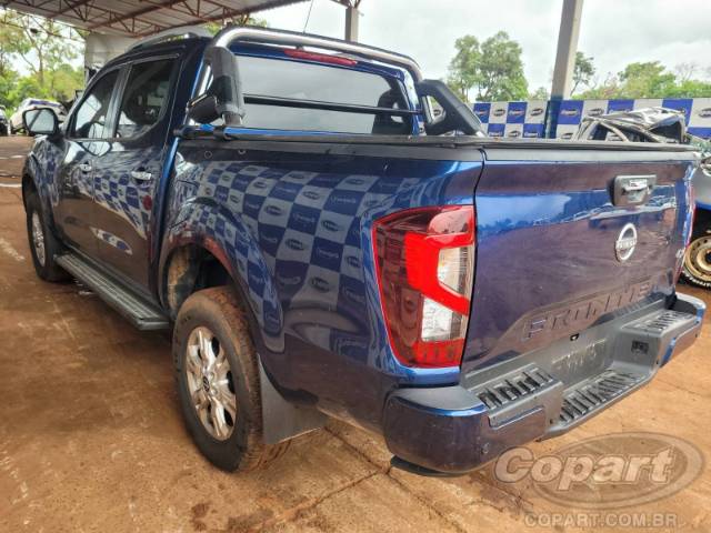 2025 NISSAN FRONTIER CD 