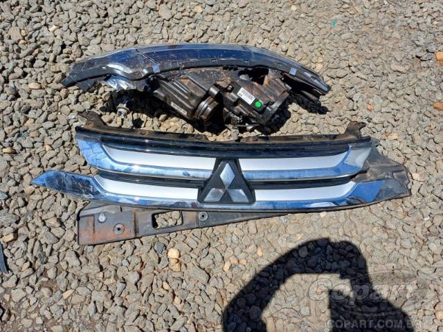 2018 MITSUBISHI OUTLANDER 